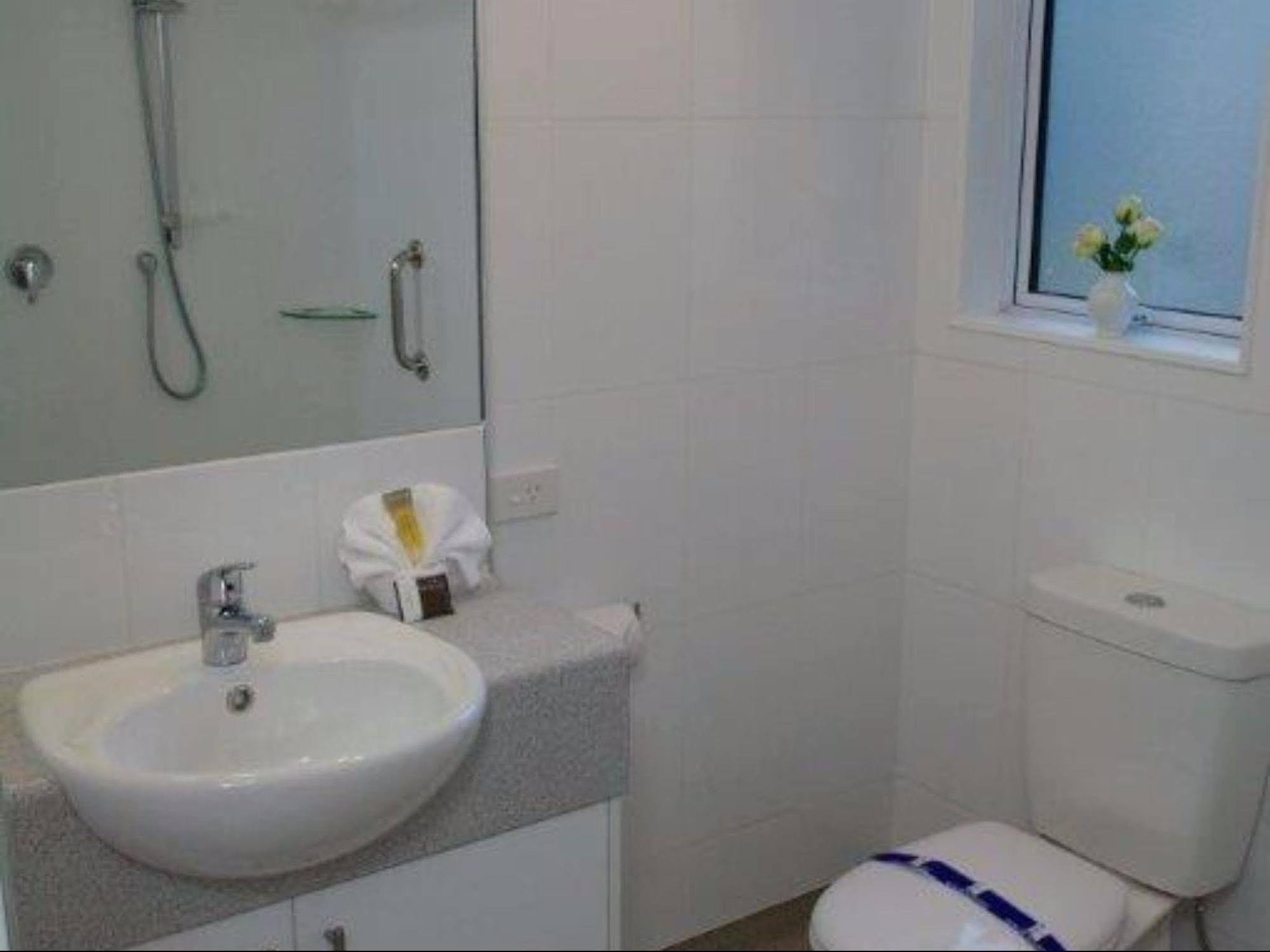 Bucket Tree Lodge Tawa Bagian luar foto