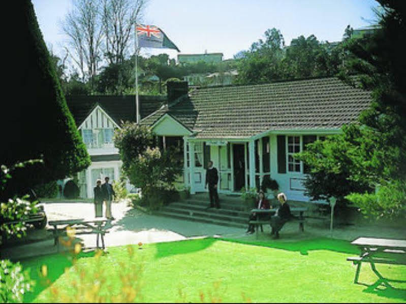Bucket Tree Lodge Tawa Bagian luar foto